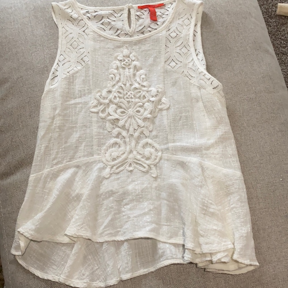 White lace top